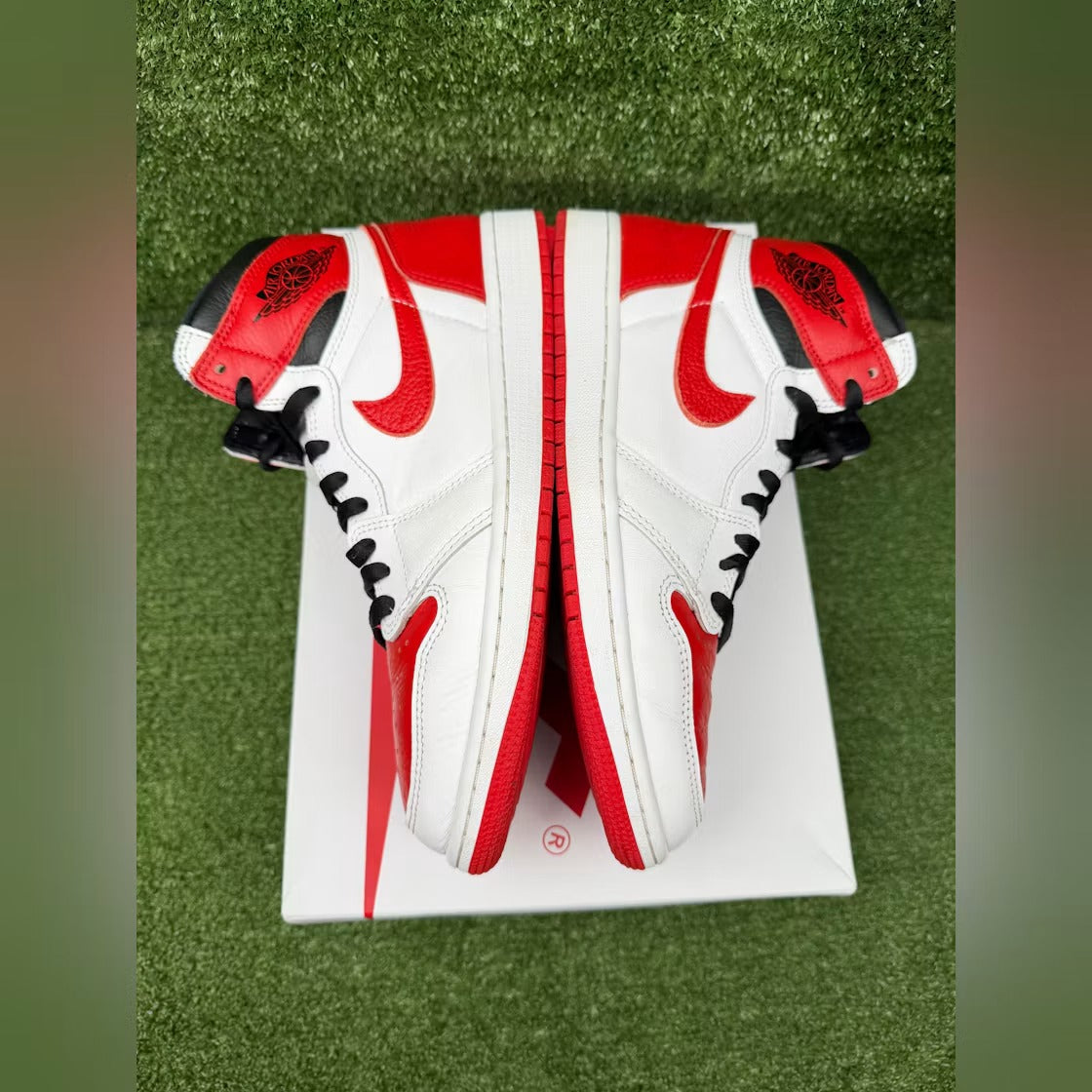 Used - Air Jordan 1 Retro High OG Heritage - US M 10 - detail 4