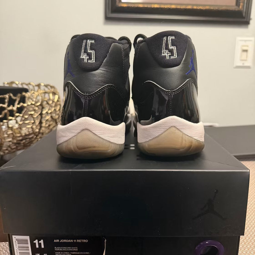 Used - Air Jordan 11 Retro Space Jam (2016) - US M 11 - detail 2